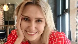 Секс в туалете кафе на первом свидании