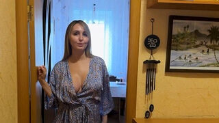 Пойду заберусь под одеяло к другу сына и отсосу его член